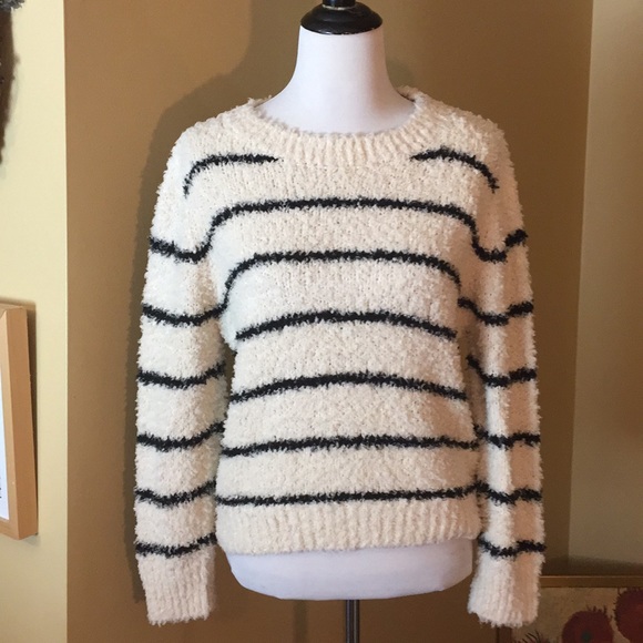VINCE Size SMALL Stripe Nubby Sweater Nautical Crewneck Linen Cotton $395 NEW - Picture 1 of 8